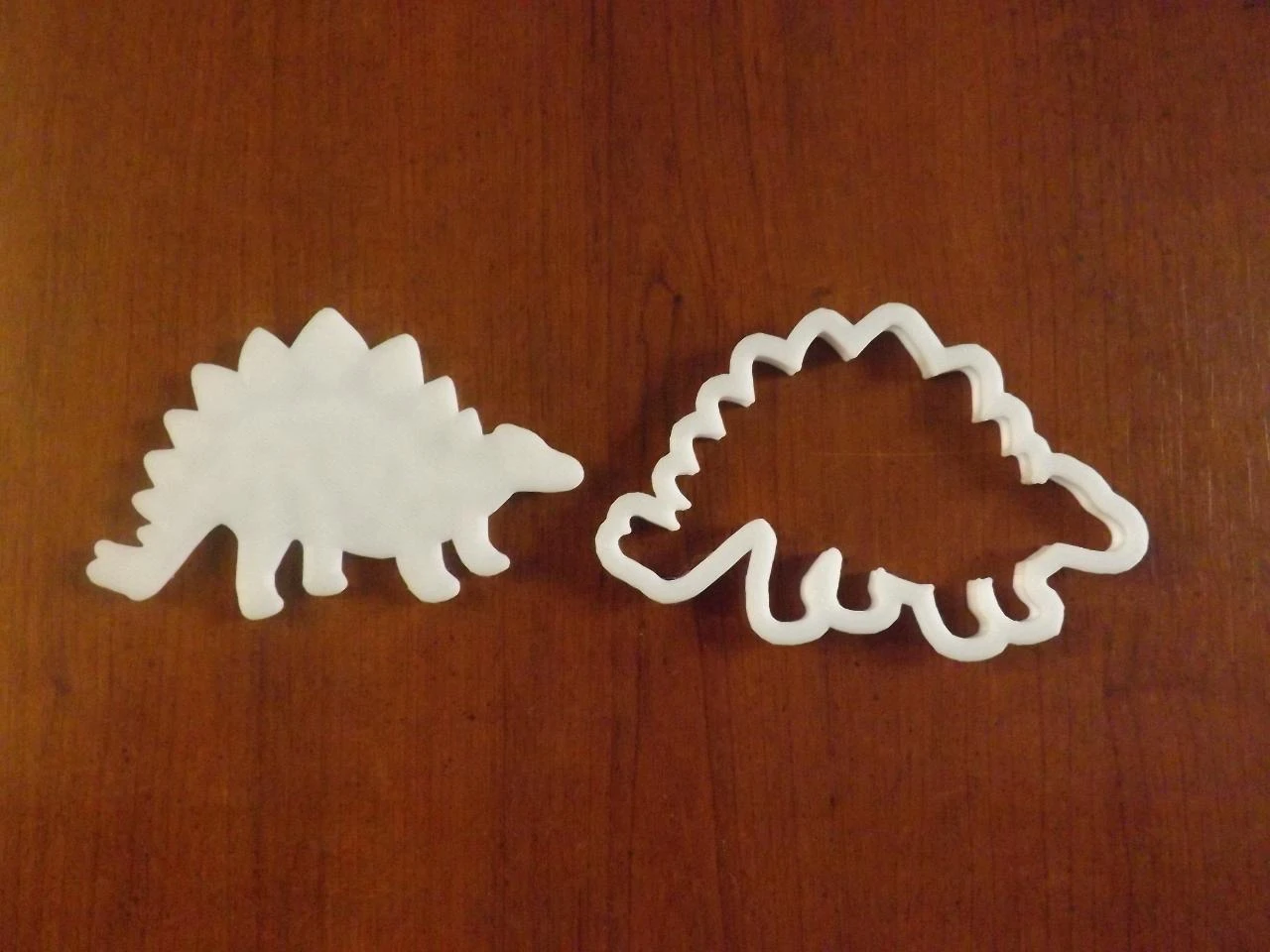 3D-geprint stegosaurus-dinosaurus patroon en stuk om mee te nemen van PLA – photo 2